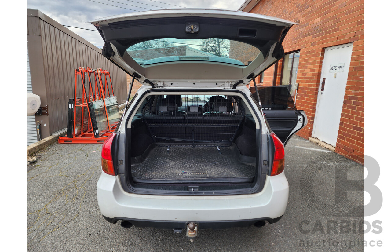 7/2006 Subaru Outback 2.5i MY06 4d Wagon White 2.5L