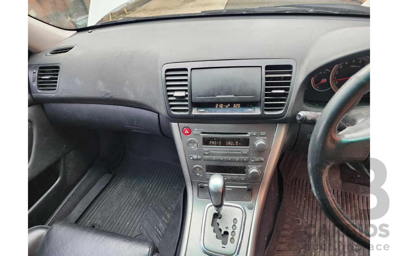 7/2006 Subaru Outback 2.5i MY06 4d Wagon White 2.5L
