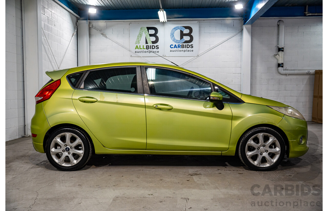 1/2009 Ford Fiesta Zetec WS 5d Hatchback Squeeze Green Metallic 1.6L