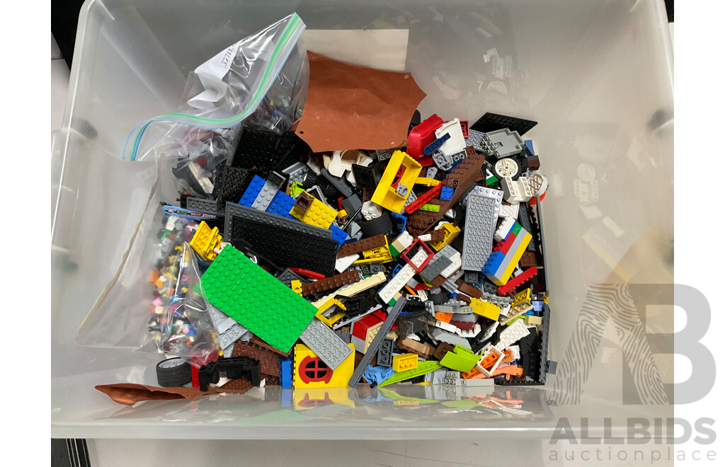 Collection Loose Lego Approx 6KG Including Castle and More
