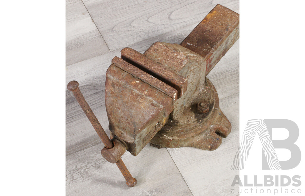 Large Vintage Bench Mount Vice