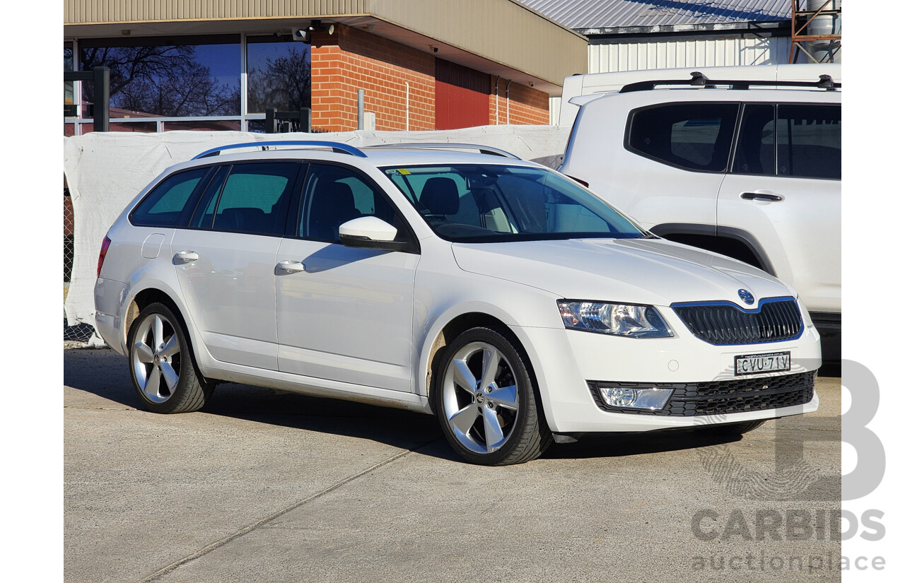 9/2014 Skoda Octavia 110 TDI Elegance NE 4d Wagon White 2.0L