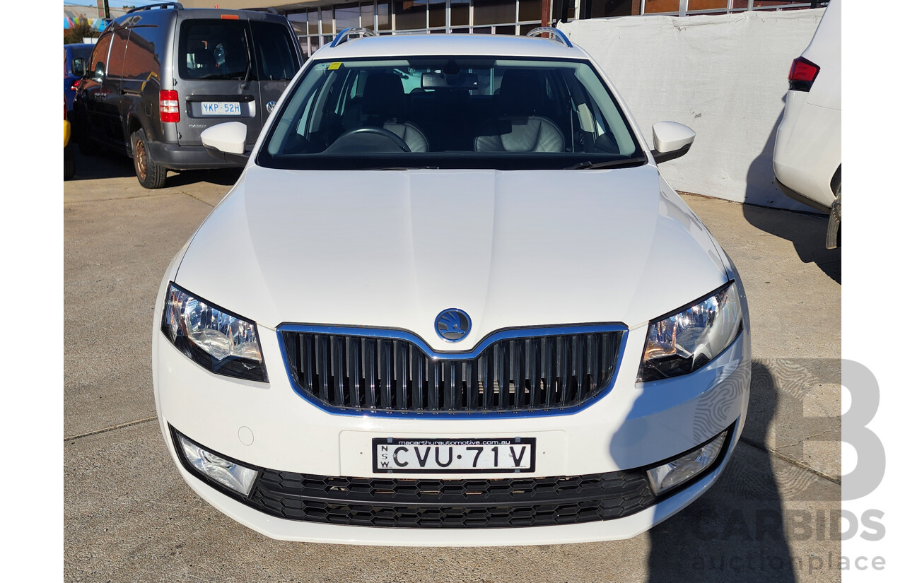 9/2014 Skoda Octavia 110 TDI Elegance NE 4d Wagon White 2.0L