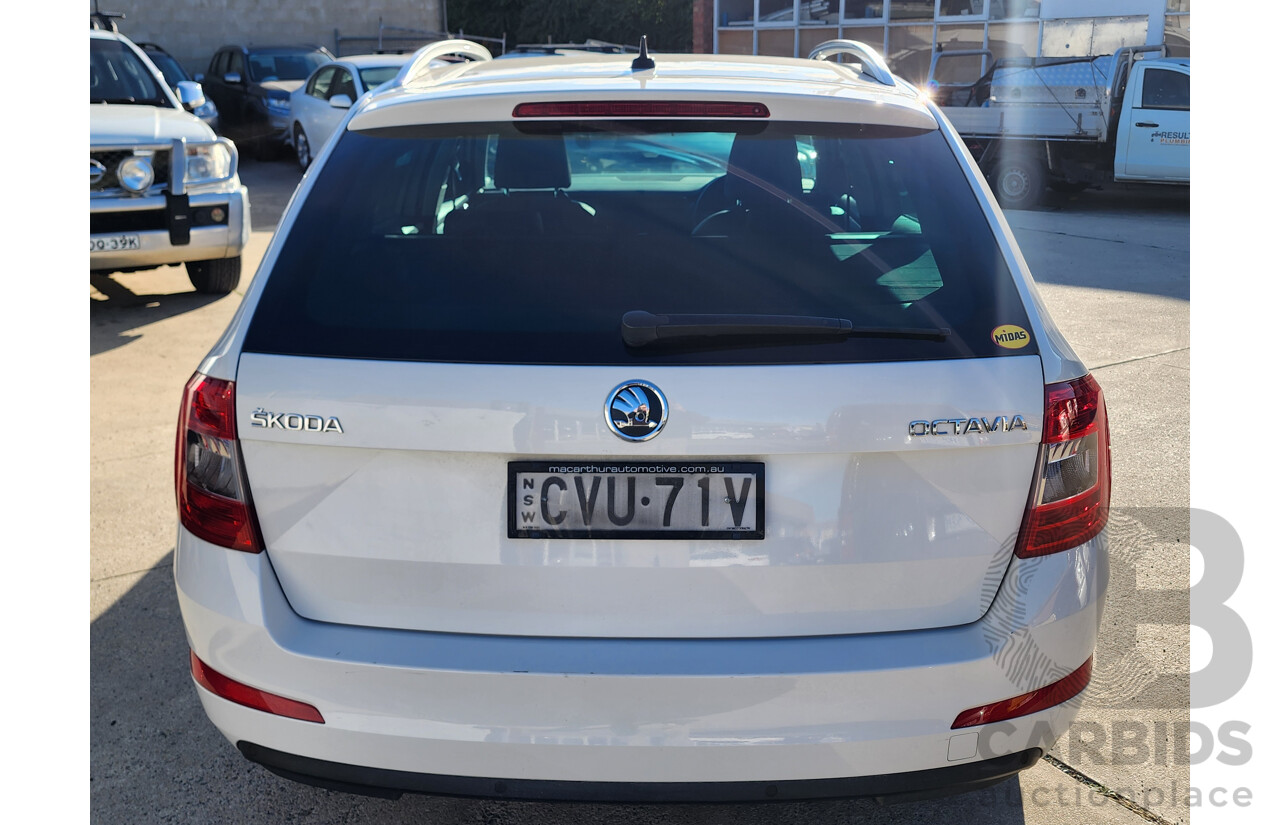 9/2014 Skoda Octavia 110 TDI Elegance NE 4d Wagon White 2.0L