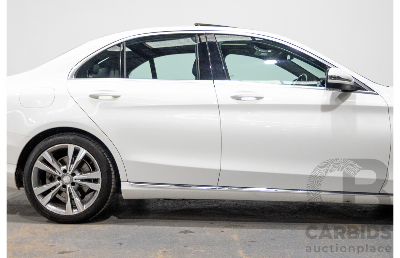 05/2016 Mercedes Benz C200 205 MY16 4d Sedan Polar White Turbo 2.0L