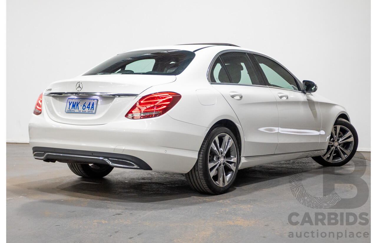 05/2016 Mercedes Benz C200 205 MY16 4d Sedan Polar White Turbo 2.0L