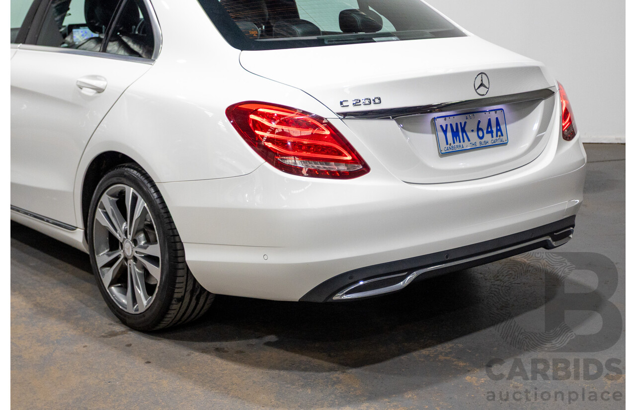 05/2016 Mercedes Benz C200 205 MY16 4d Sedan Polar White Turbo 2.0L