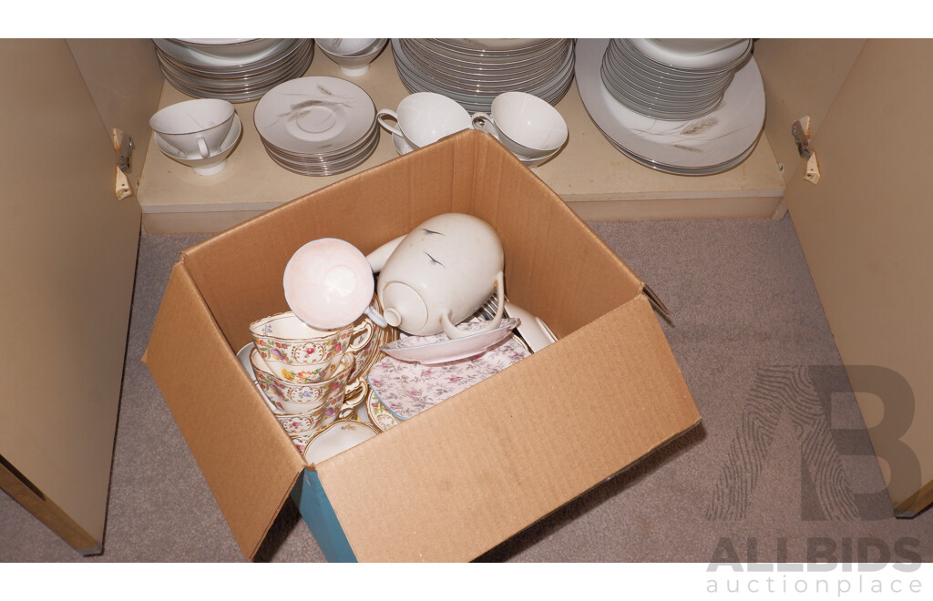 Large Quantity of Unsorted China, Glass and Silverware