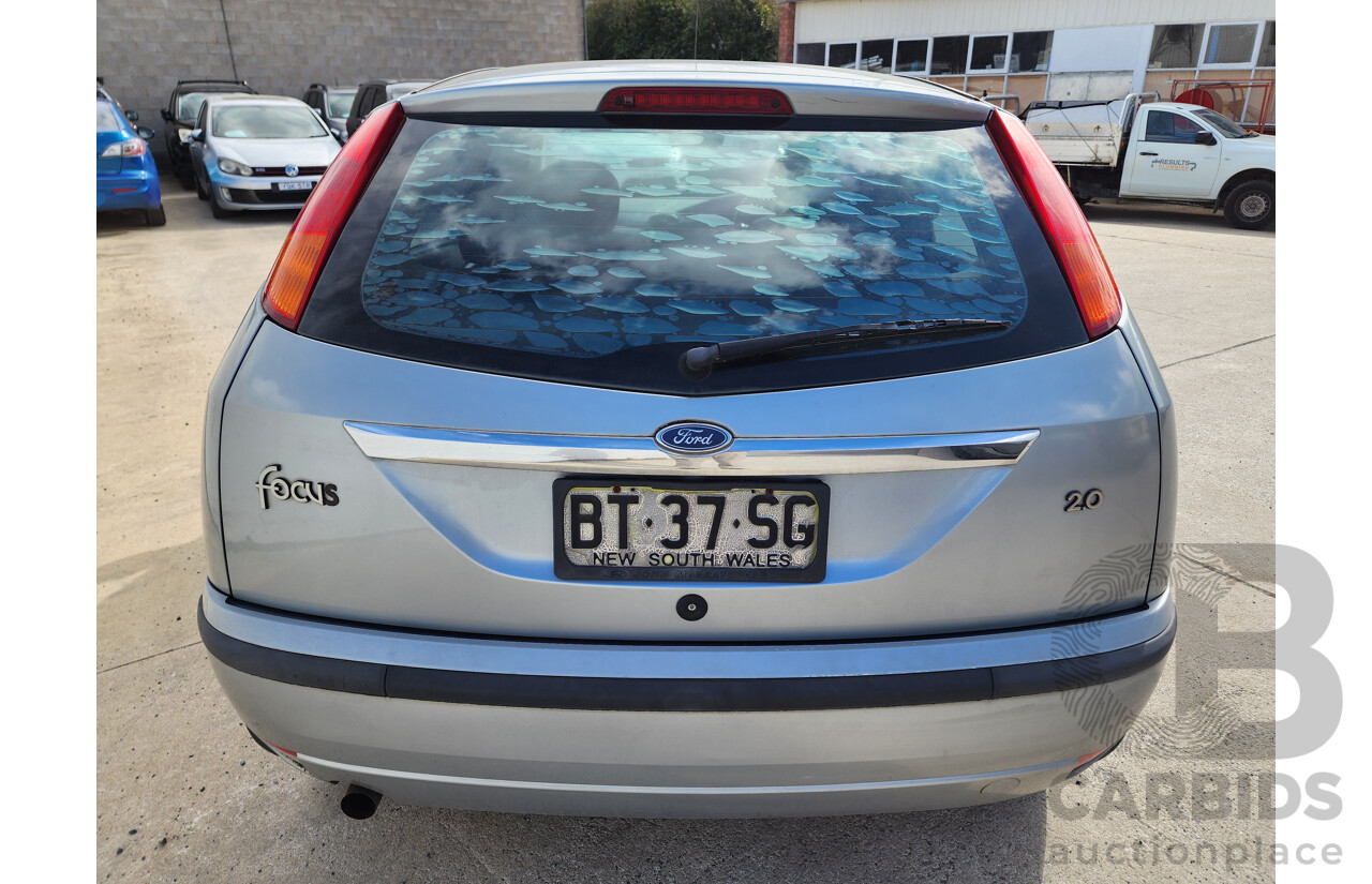 10/2003 Ford Focus LX LR 5d Hatchback Silver Or Chrome 2.0L