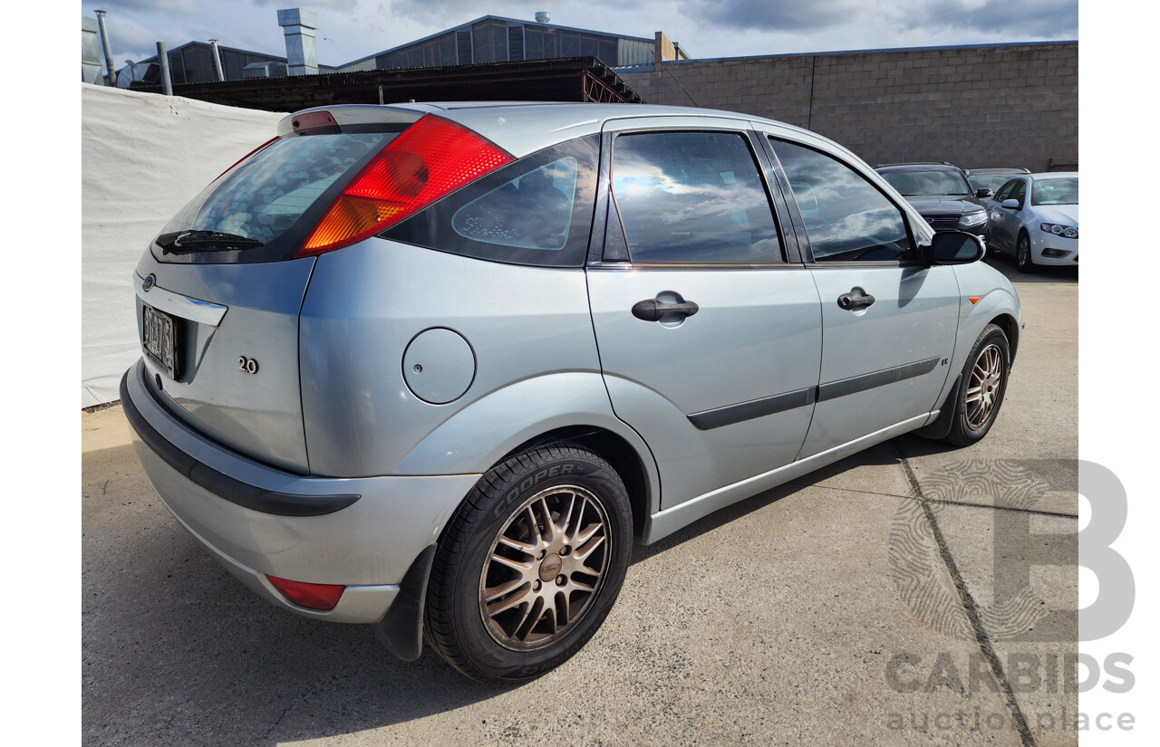 10/2003 Ford Focus LX LR 5d Hatchback Silver Or Chrome 2.0L