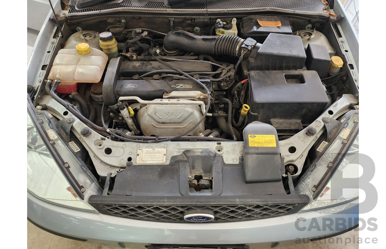 10/2003 Ford Focus LX LR 5d Hatchback Silver Or Chrome 2.0L