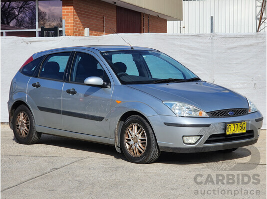 10/2003 Ford Focus LX LR 5d Hatchback Silver Or Chrome 2.0L