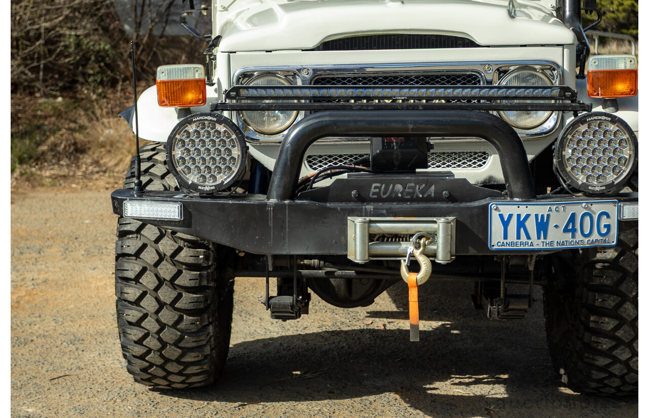 11/1977 Toyota Landcruiser SWB FJ40 (4x4) 2d Softtop White 4.2L