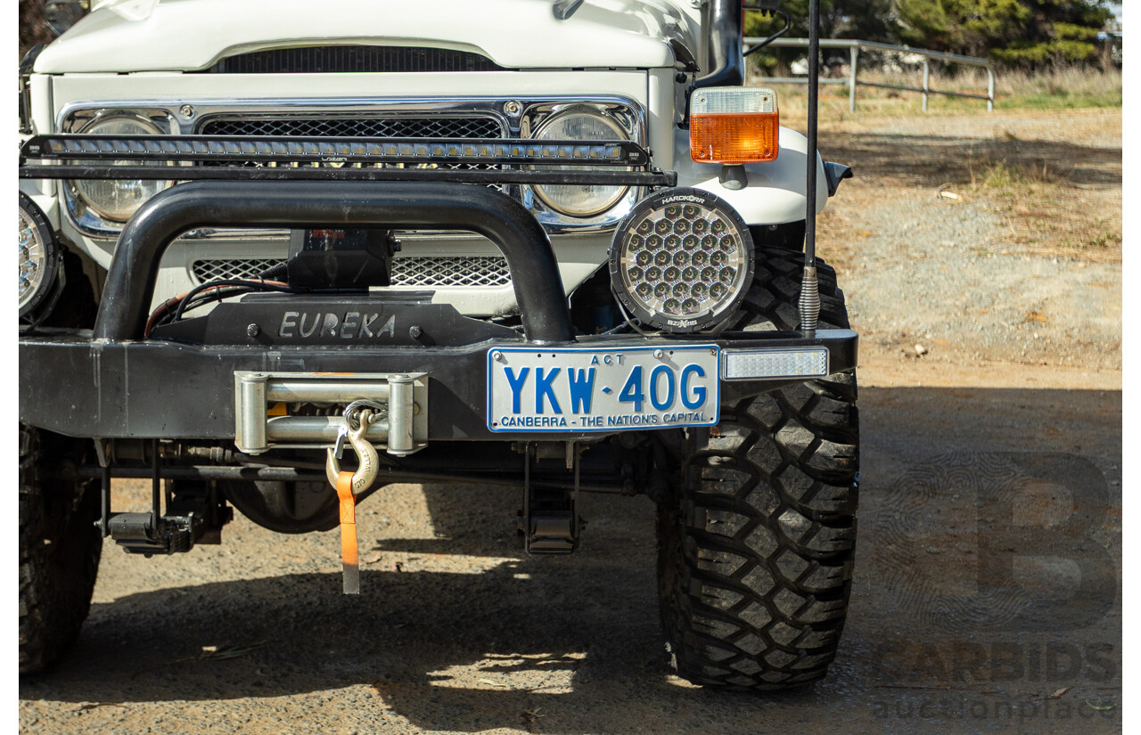 11/1977 Toyota Landcruiser SWB FJ40 (4x4) 2d Softtop White 4.2L