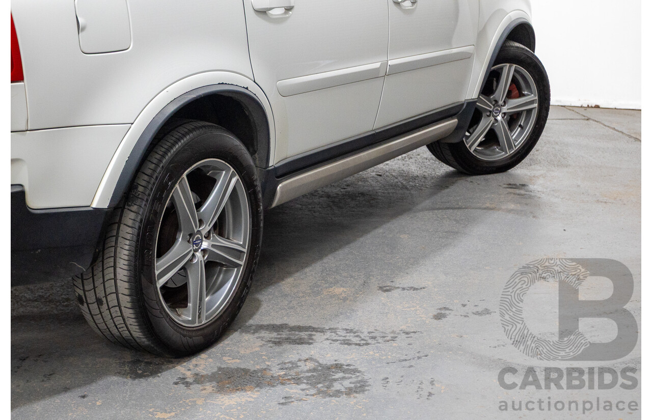11/2010 Volvo XC90 V8 R-Design (4x4) MY11 4d Wagon Ice White V8 4.4L