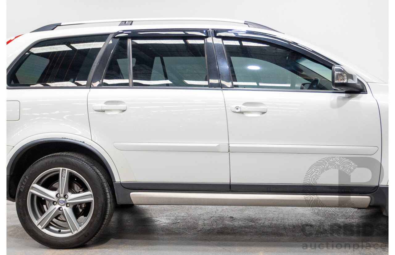 11/2010 Volvo XC90 V8 R-Design (4x4) MY11 4d Wagon Ice White V8 4.4L