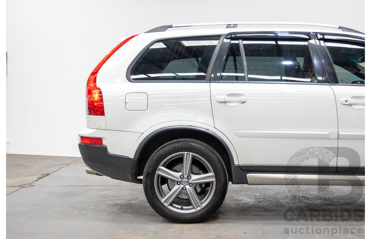 11/2010 Volvo XC90 V8 R-Design (4x4) MY11 4d Wagon Ice White V8 4.4L