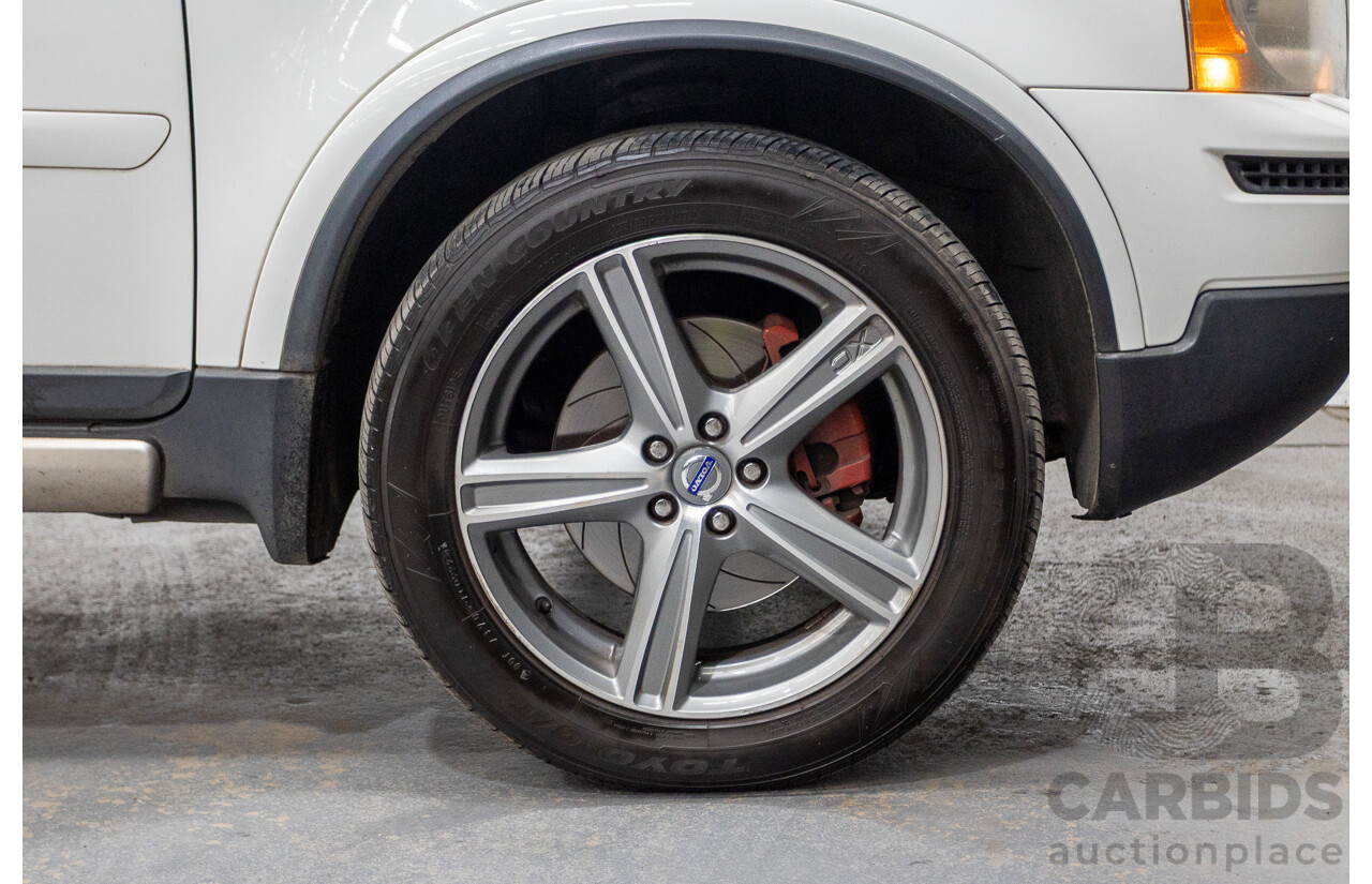 11/2010 Volvo XC90 V8 R-Design (4x4) MY11 4d Wagon Ice White V8 4.4L