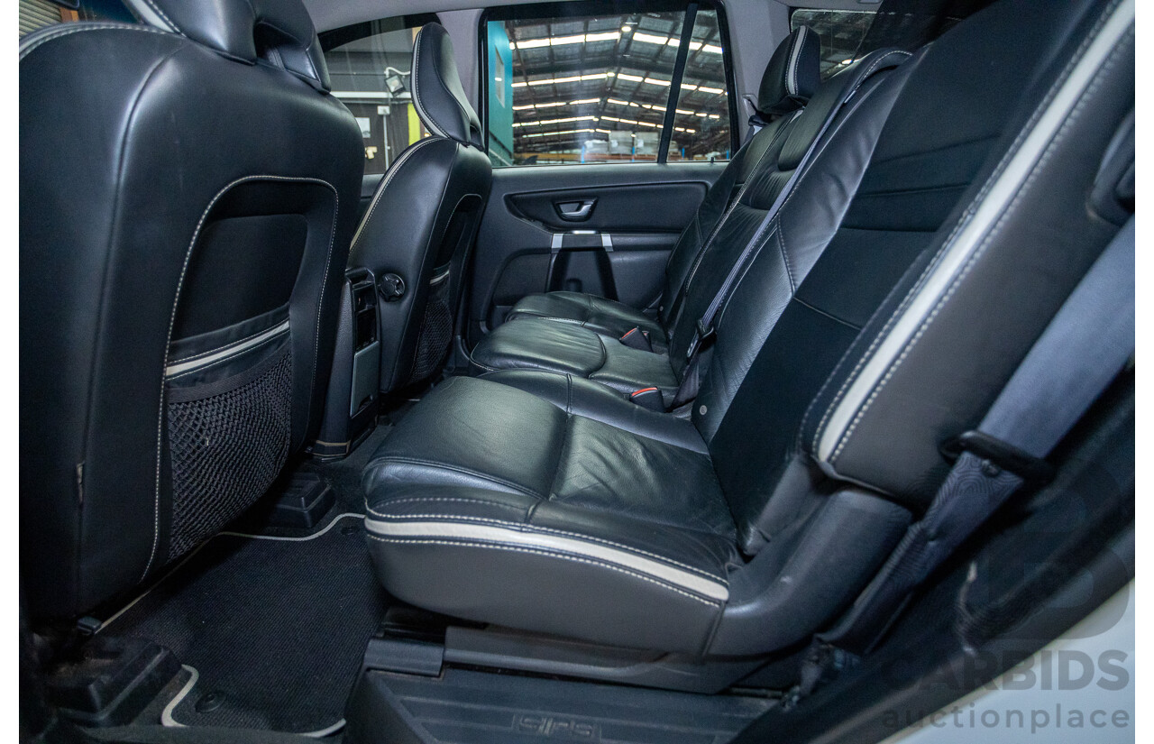 11/2010 Volvo XC90 V8 R-Design (4x4) MY11 4d Wagon Ice White V8 4.4L