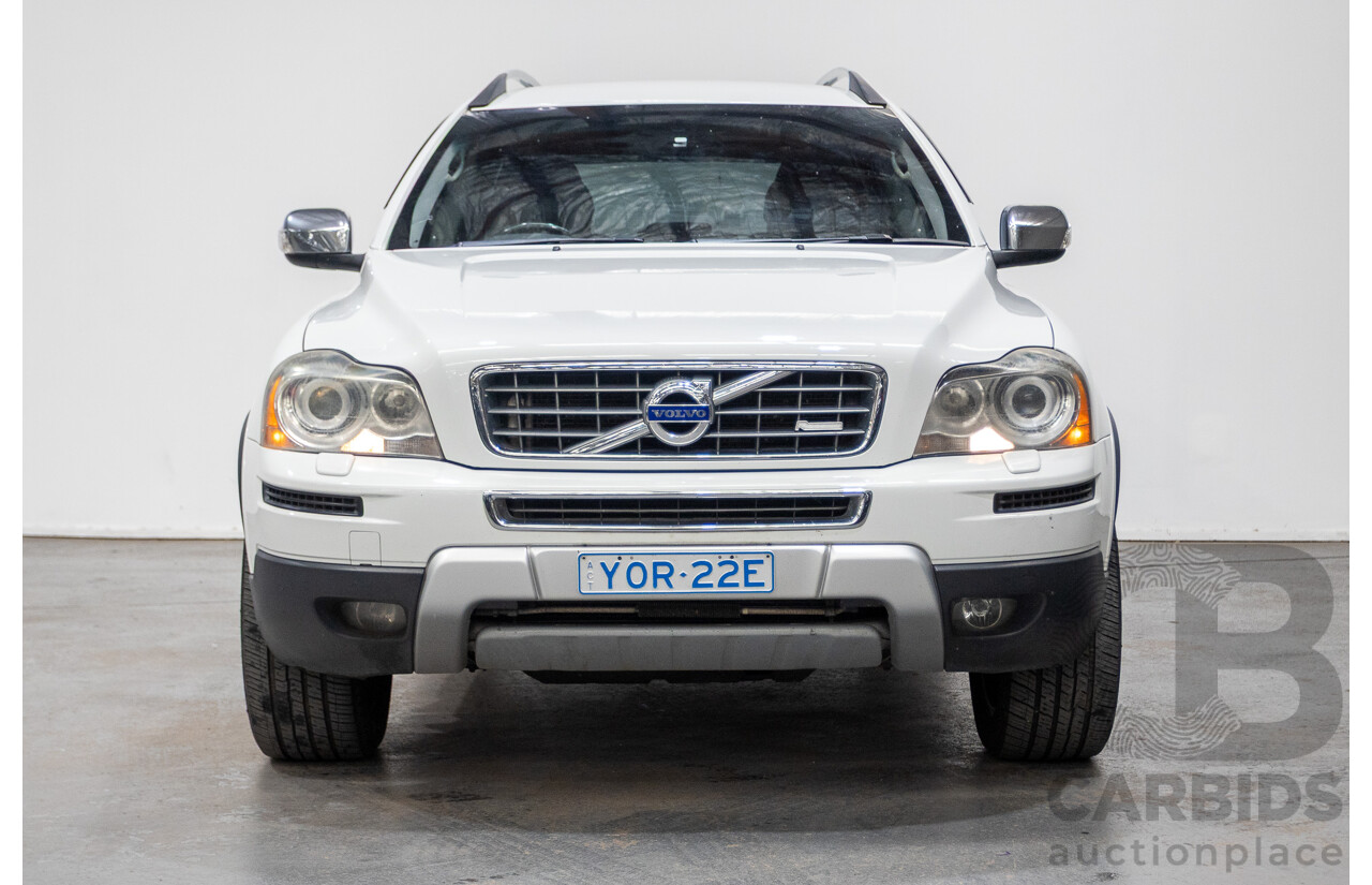 11/2010 Volvo XC90 V8 R-Design (4x4) MY11 4d Wagon Ice White V8 4.4L