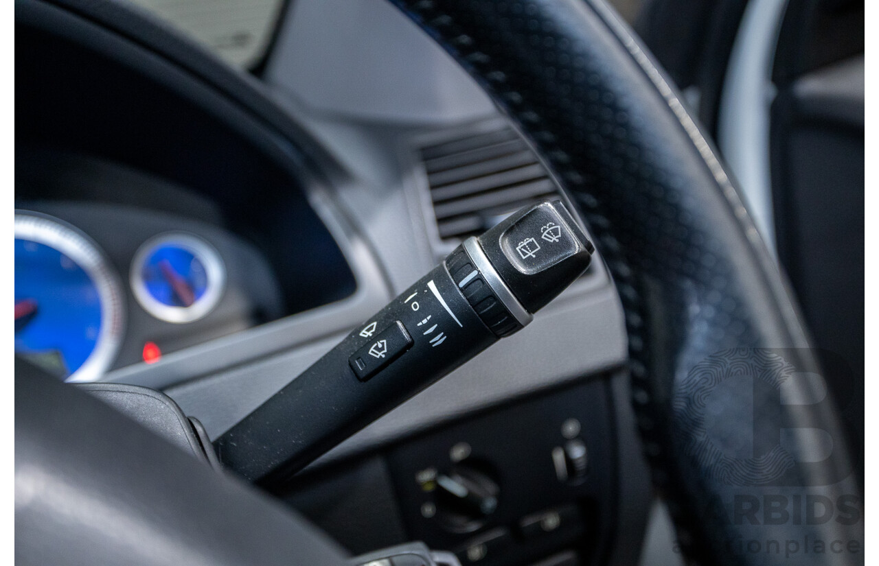 11/2010 Volvo XC90 V8 R-Design (4x4) MY11 4d Wagon Ice White V8 4.4L