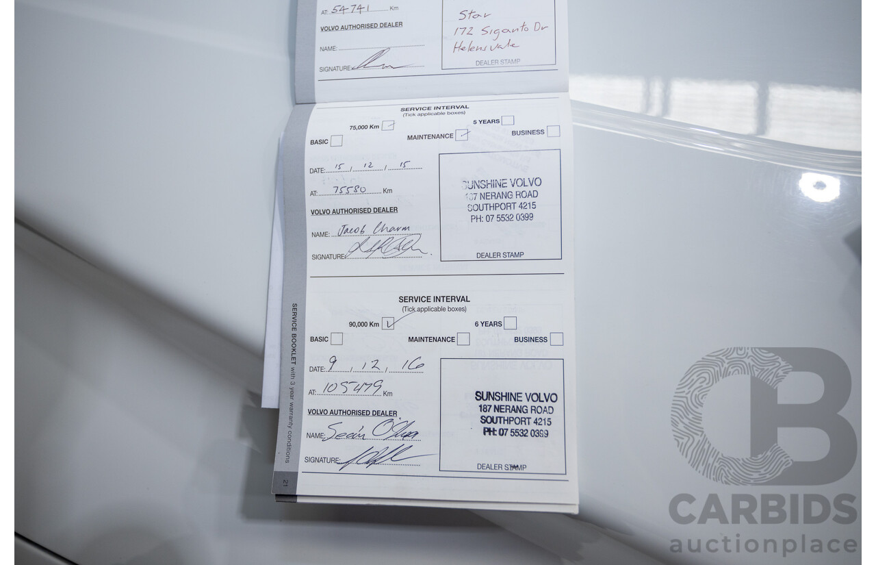 11/2010 Volvo XC90 V8 R-Design (4x4) MY11 4d Wagon Ice White V8 4.4L