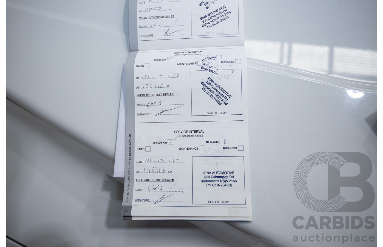 11/2010 Volvo XC90 V8 R-Design (4x4) MY11 4d Wagon Ice White V8 4.4L