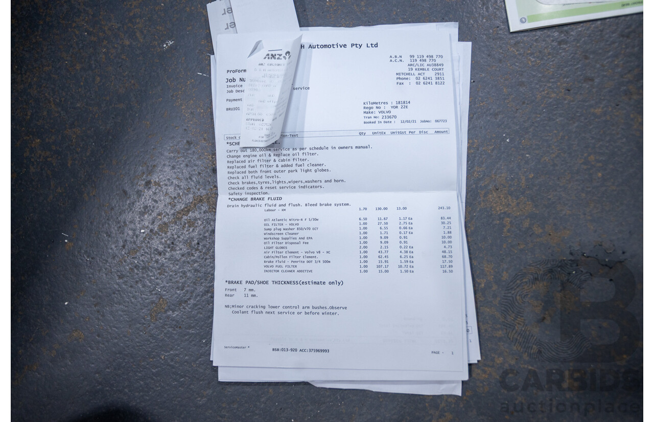 11/2010 Volvo XC90 V8 R-Design (4x4) MY11 4d Wagon Ice White V8 4.4L