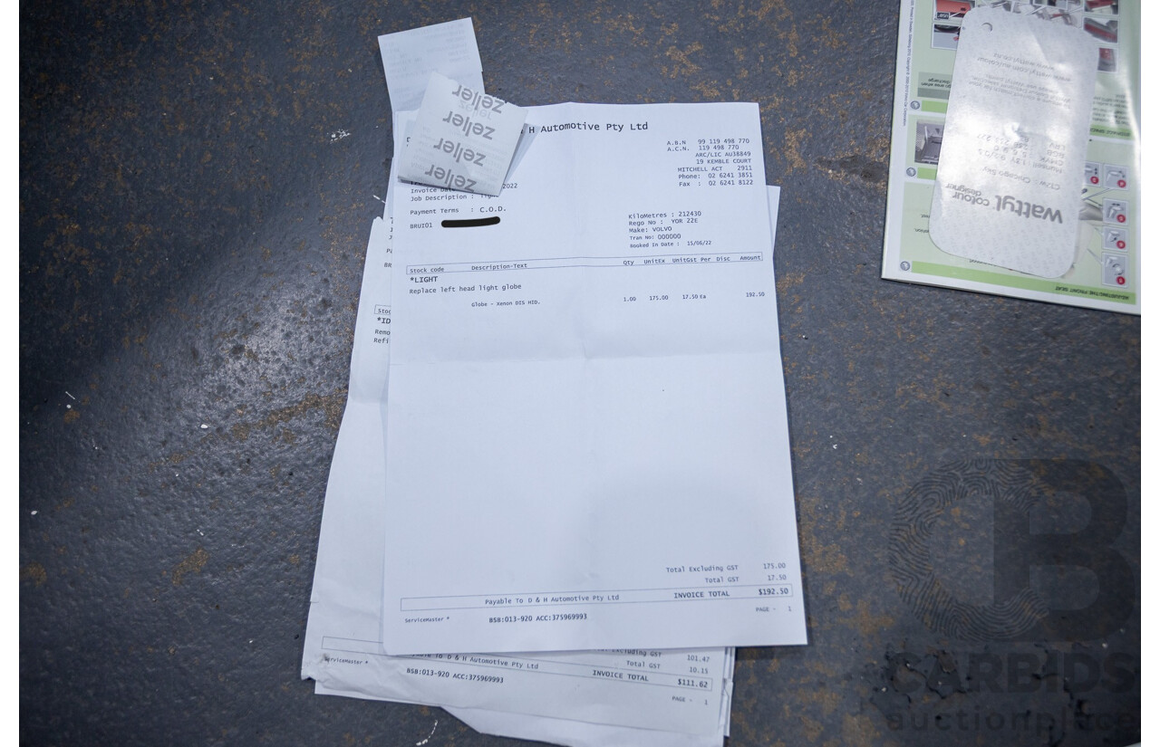 11/2010 Volvo XC90 V8 R-Design (4x4) MY11 4d Wagon Ice White V8 4.4L