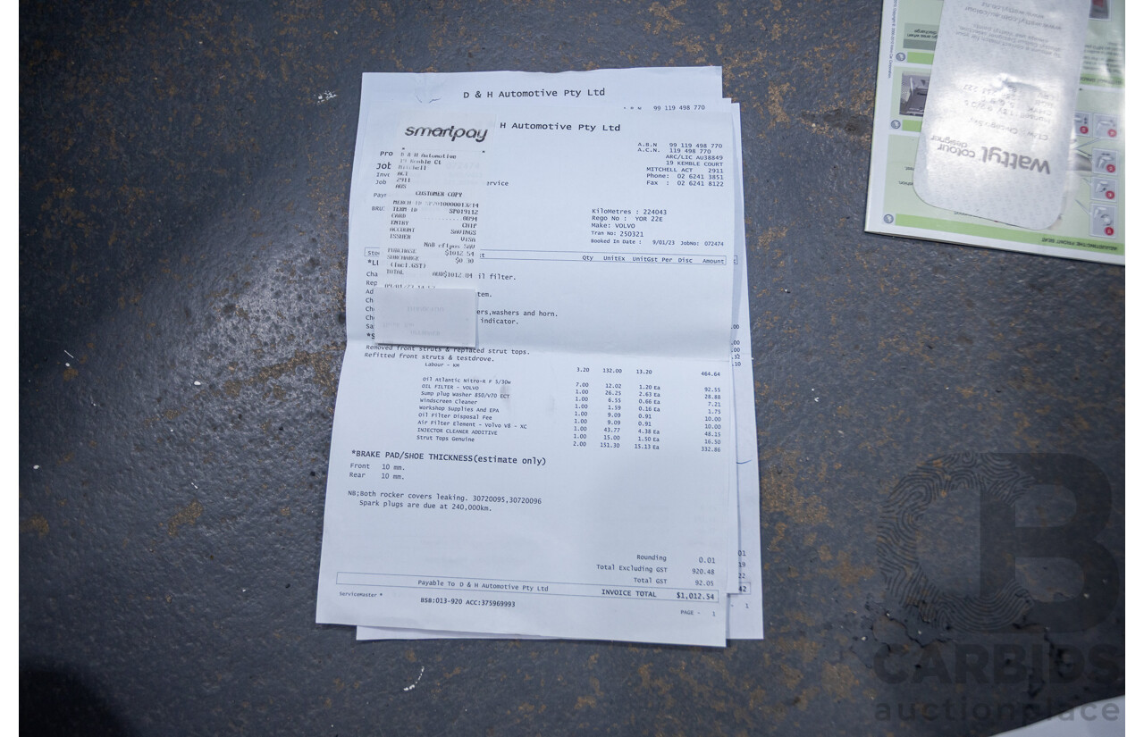 11/2010 Volvo XC90 V8 R-Design (4x4) MY11 4d Wagon Ice White V8 4.4L