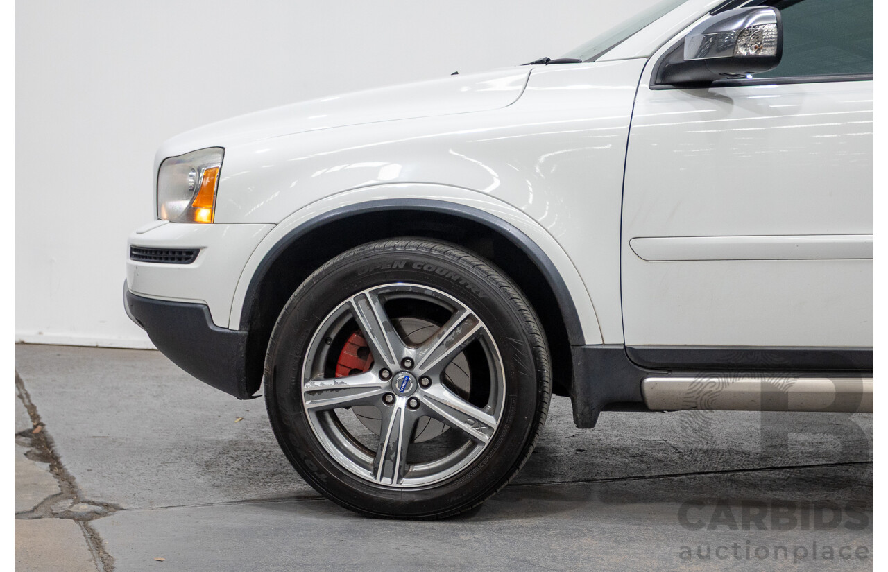 11/2010 Volvo XC90 V8 R-Design (4x4) MY11 4d Wagon Ice White V8 4.4L