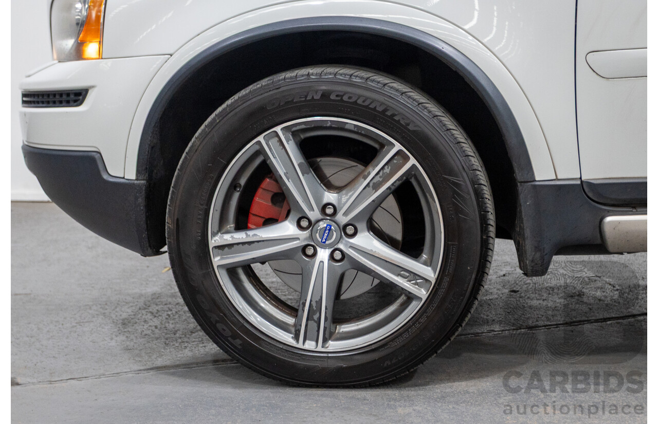 11/2010 Volvo XC90 V8 R-Design (4x4) MY11 4d Wagon Ice White V8 4.4L