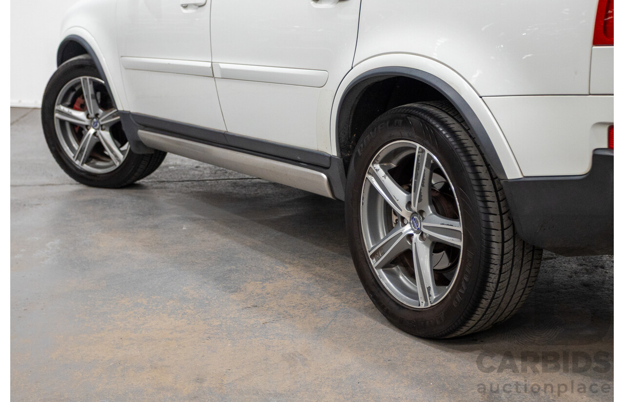 11/2010 Volvo XC90 V8 R-Design (4x4) MY11 4d Wagon Ice White V8 4.4L