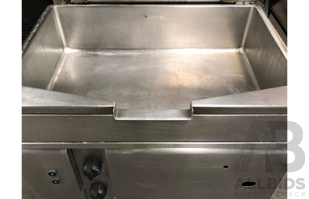 Waldorf Natural Gas 100 Litre Bratt Pan