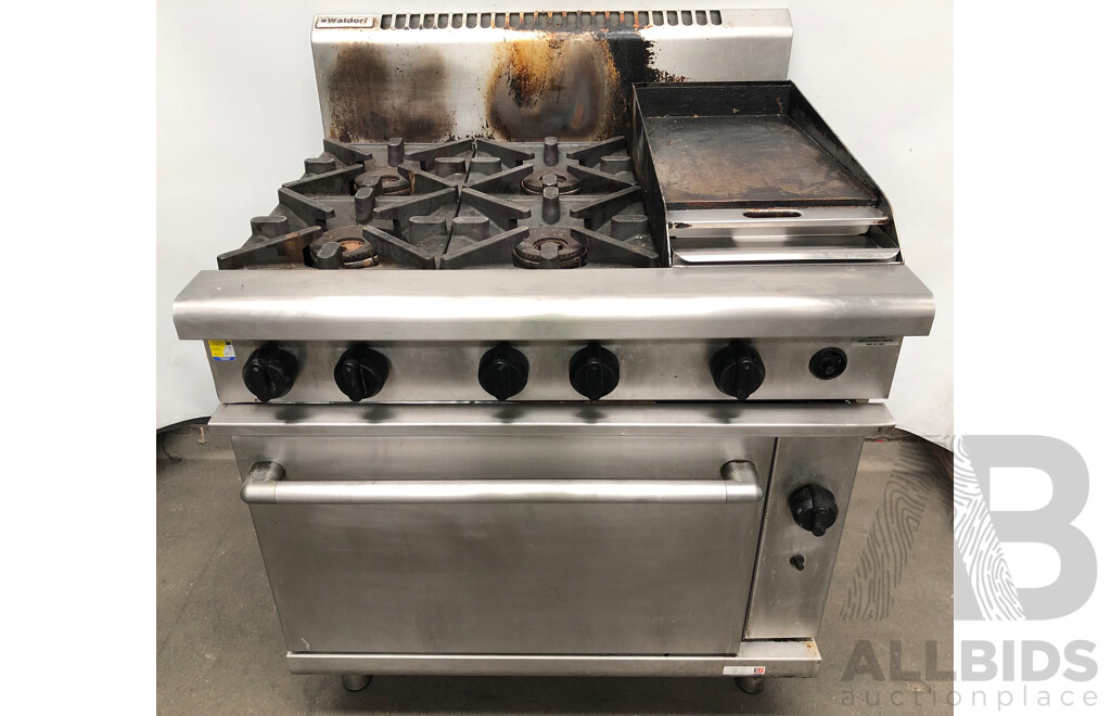 Waldorf Four Burner Natural Gas Cooktop, Oven and Griddle