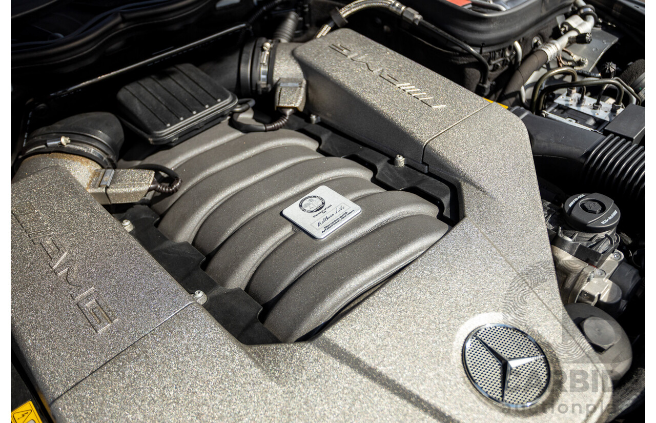 1/2012 Mercedes Benz C63 AMG Performance Package W204 MY12 2d Coupe Palladium Silver Metallic V8 6.3L