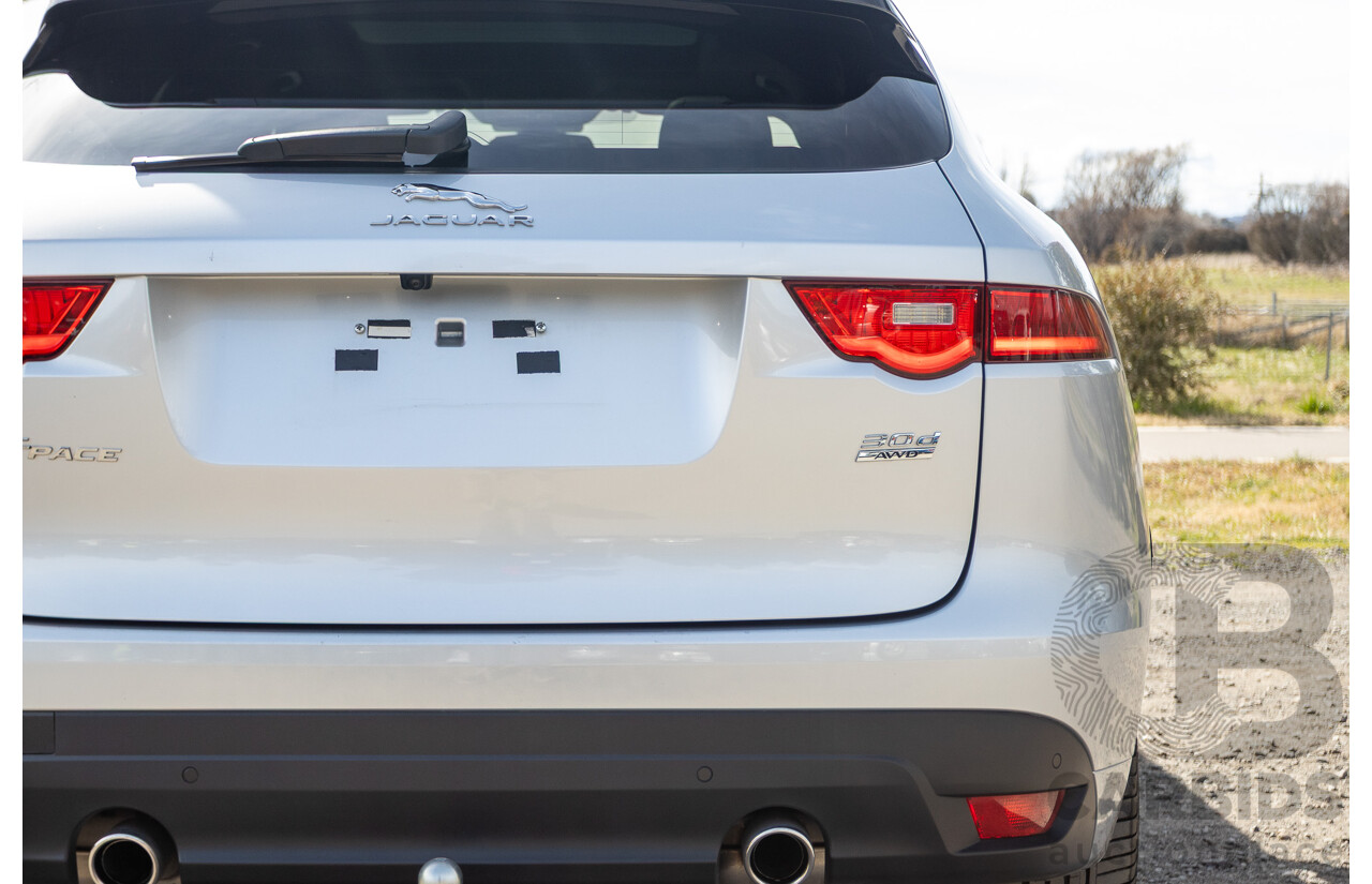 07/2016 Jaguar F-Pace 30d R-Sport (AWD) MY17 X761 4d Wagon Rohdium Silver Metallic Twin Turbo Diesel V6 3.0L