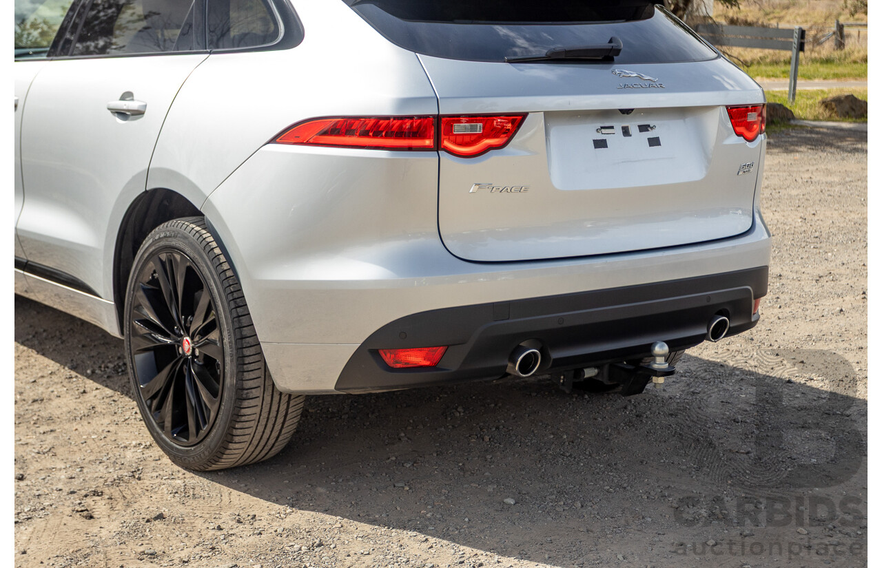 07/2016 Jaguar F-Pace 30d R-Sport (AWD) MY17 X761 4d Wagon Rohdium Silver Metallic Twin Turbo Diesel V6 3.0L