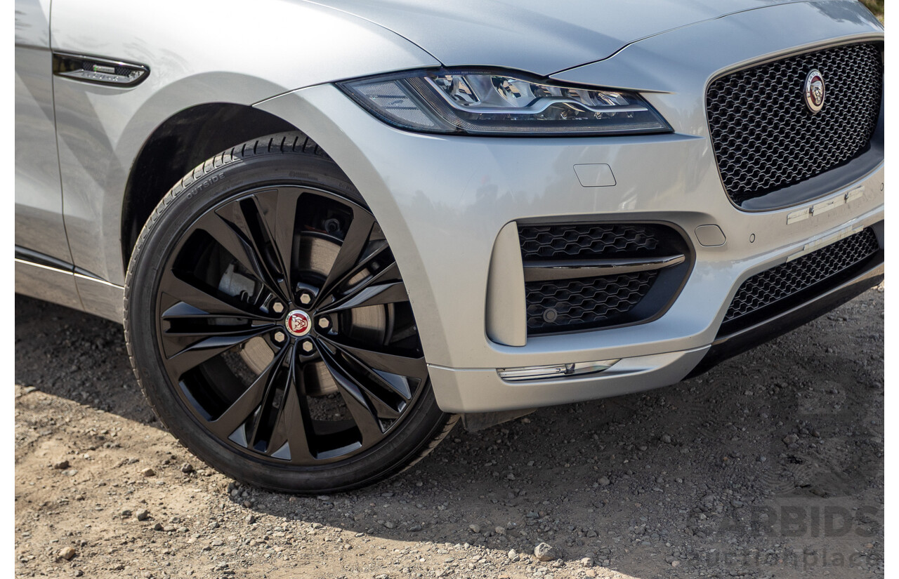 07/2016 Jaguar F-Pace 30d R-Sport (AWD) MY17 X761 4d Wagon Rohdium Silver Metallic Twin Turbo Diesel V6 3.0L