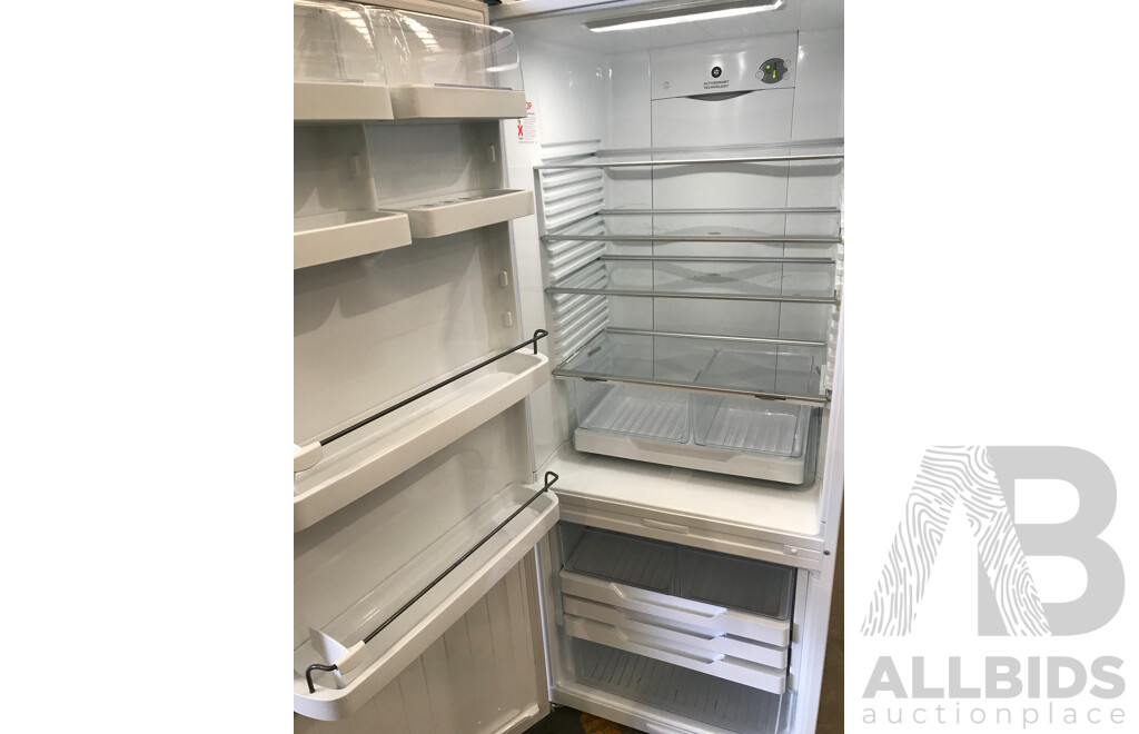 Fisher & Paykel 442L Refrigerator