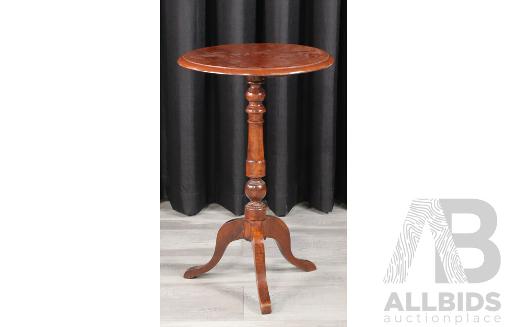 Victorian Single Pedestal Wine Table