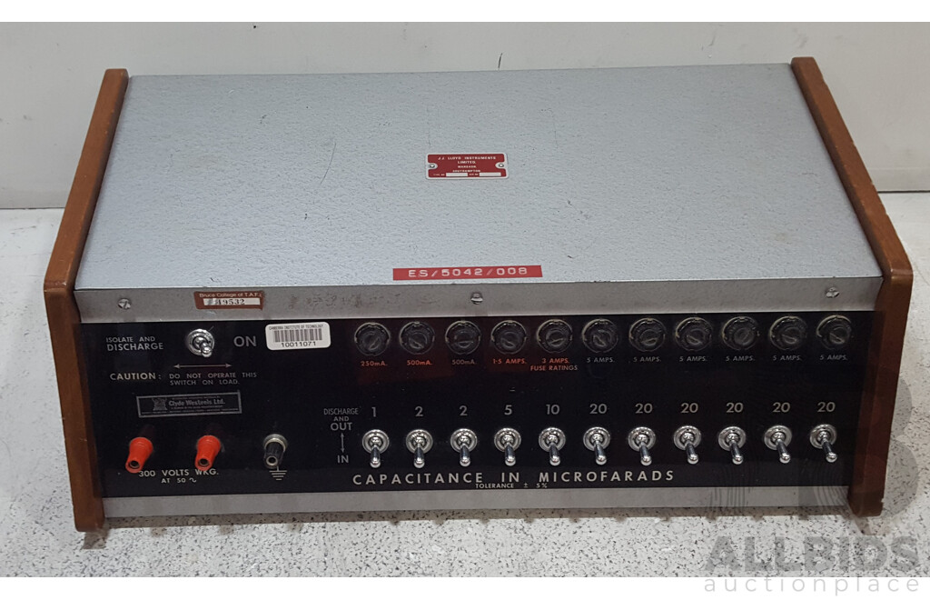 J.J. Lloyd Instruments (C140) Capacitance in Microfarads Appliance