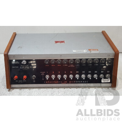 J.J. Lloyd Instruments (C140) Capacitance in Microfarads Appliance