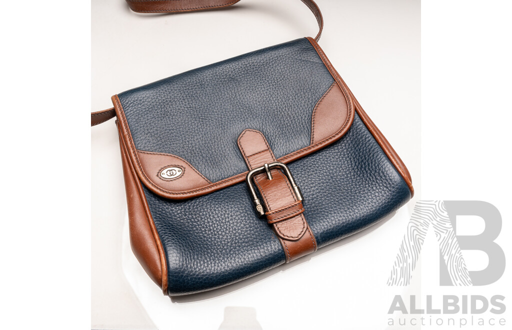 Gucci Vintage Pebble Leather Large Crossbody Drawstring Bag with Attached Handbag (1984)