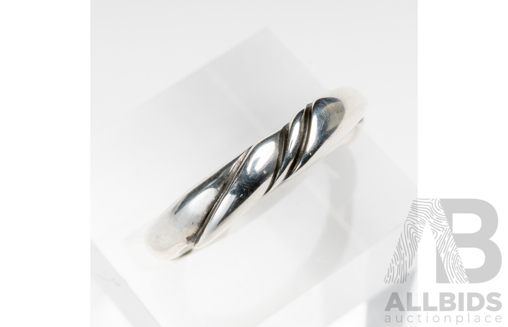GEORG JENSEN Sterling Silver Ring, Patterned and Hallmarked # 238, Size O, 4.49 Grams