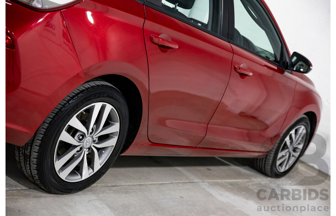 04/2020 Hyundai i30 Active (FWD) PD2 MY20 4d Hatchback Fiery Red Mica 2.0L