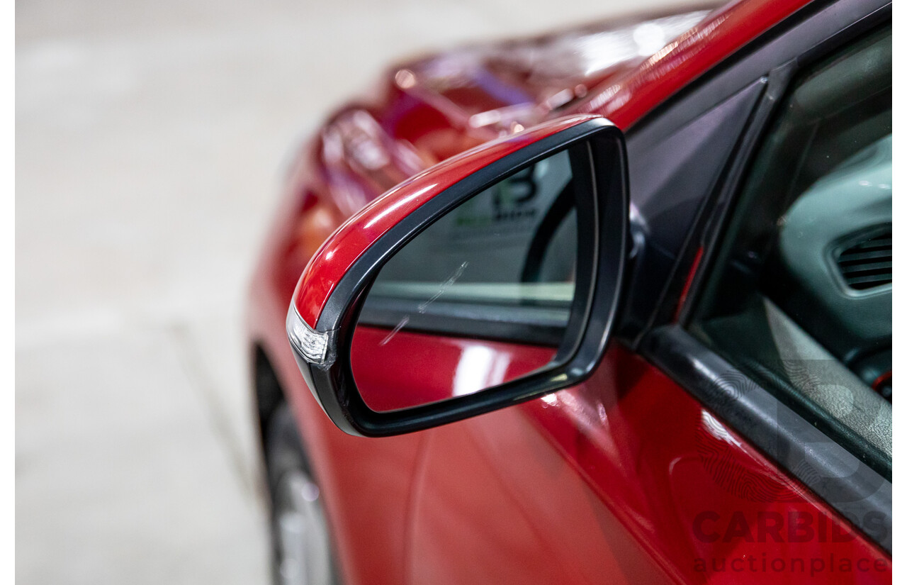 04/2020 Hyundai i30 Active (FWD) PD2 MY20 4d Hatchback Fiery Red Mica 2.0L
