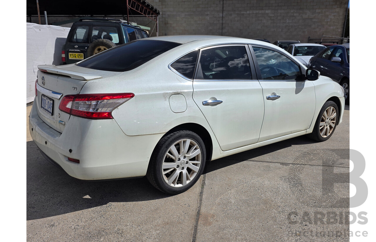 5/2013 Nissan Pulsar Ti B17 4d Sedan White 1.8L