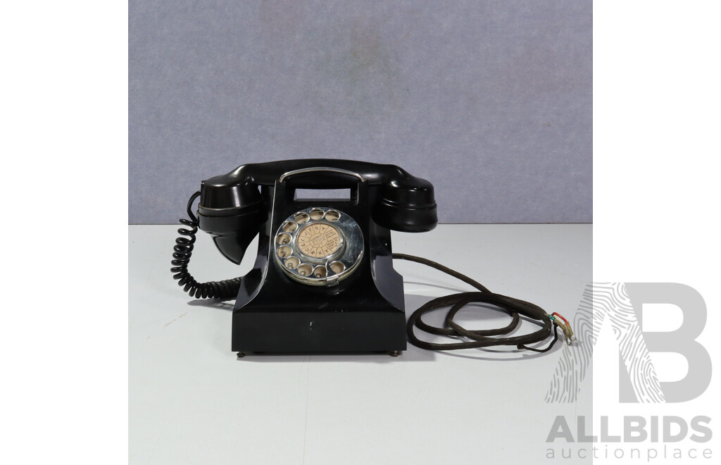Vintage Black Heavy Duty Telephone