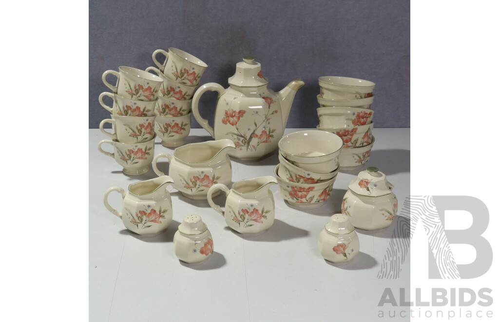 Retro Mikassa 70 Piece Continental Ivory Porcelain Dinner Service in Pink Iris Pattern